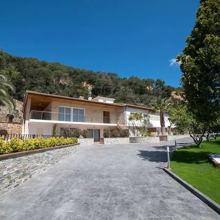 Вилла Canyelles Beach Costa Brava-incl. Activities-22pax
