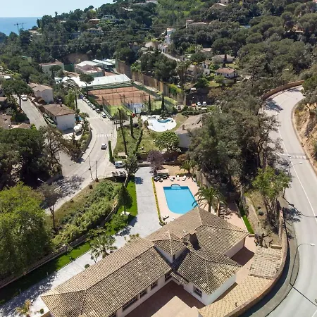 Вилла Canyelles Beach Costa Brava-incl. Activities-22pax Льорет-де-Мар
