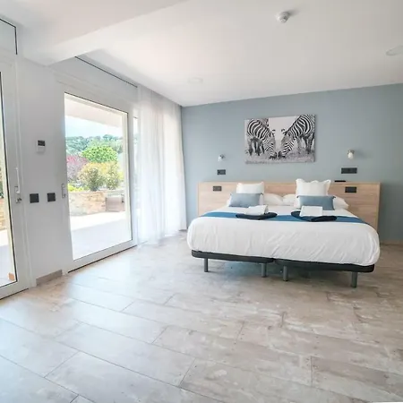 Canyelles Beach Costa Brava-incl. Activities-22pax * Lloret de Mar