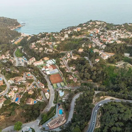 Canyelles Beach Costa Brava-incl. Activities-22pax *