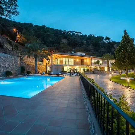 Canyelles Beach Costa Brava-incl. Activities-22pax Вилла *