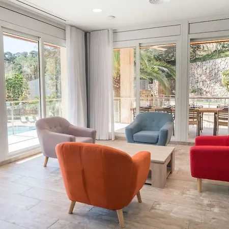 Canyelles Beach Costa Brava-incl. Activities-22pax Lloret de Mar