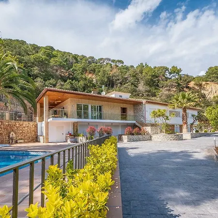 Вилла Canyelles Beach Costa Brava-incl. Activities-22pax Льорет-де-Мар